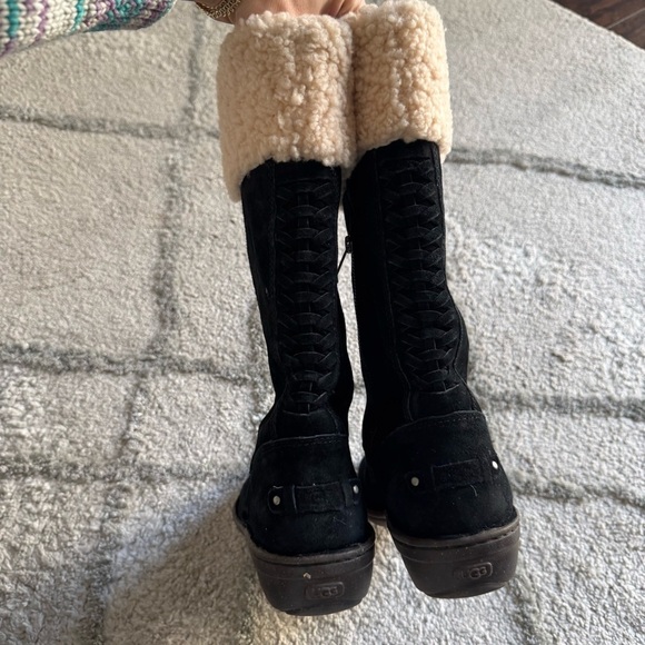 UGG AUSTRALIA KARYN CUFF SHEEPSKIN BOOT BLACK SUEDE WOOL WATER RESISTANT 9 - Picture 7 of 12